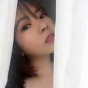 靖然黄's photo