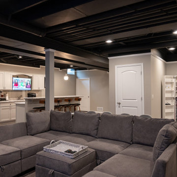 Finished Basement with Bar and Bathroom in New Boston, MI