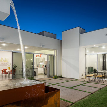 The Courtyard HoUSe