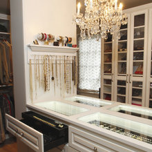Lisa closet