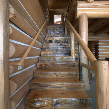 Log Home on the Lake