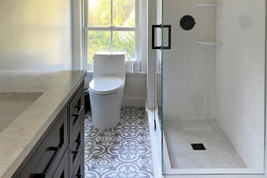 Bathroom - bathroom idea in New York