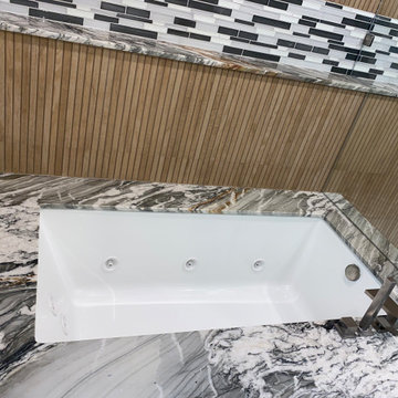jacuzzi bathtub