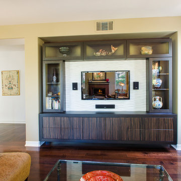 Customized Contemporary Kitchen in Newport Beach