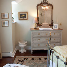 small antique vanity dresser