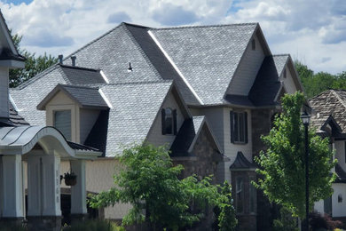 Example of an exterior home design in Salt Lake City