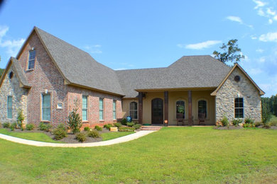 Inspiration for an exterior home remodel in New Orleans