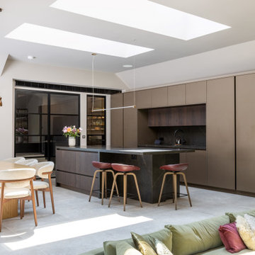 Kitchen with walk in pantry and sunken lounge