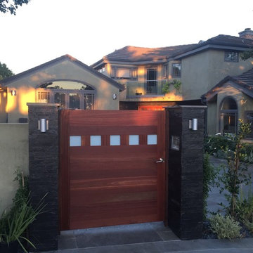 Malibu Wood Gate