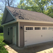 Detached Garage