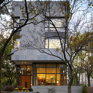 Lake Shore Single Family