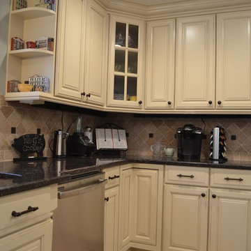 Kitchen/ Bath/ Remodel