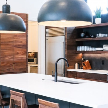 clé cement in the spotlight at contemporary florida beach home
