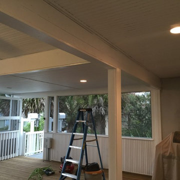 Covered Deck with Cargo Lift System