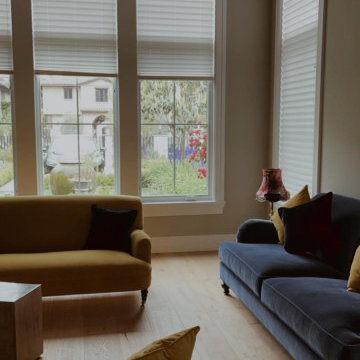 Santa Monica Serenity: Cellular Shades Redefine Luxury in Your Living Room!