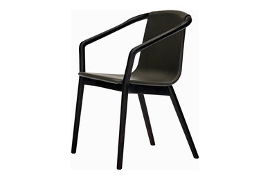 SP01 Thomas chair in leather and carbon ash