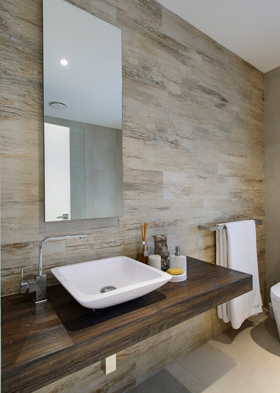 Современный Ванная комната by CAPITAL BUILDING :: Apartment - Renovations