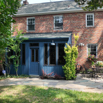 Contemporary Four Seasons Sunroom Renovation – Washington, DC