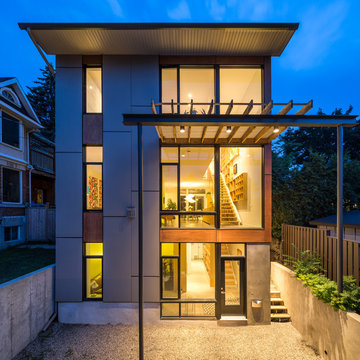 Loretta Residence