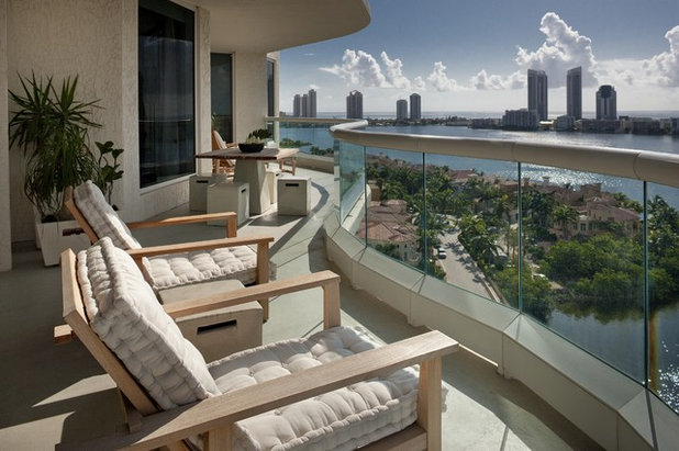 Современный Балкон и лоджия by Architectural Design Consultants