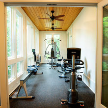 SMALL GYM