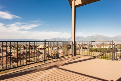 Example of a classic patio design in Salt Lake City