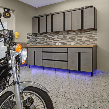 Mechanic's Dream Garage