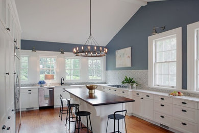 Example of a mid-sized trendy kitchen design in Atlanta