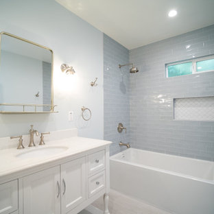 75+ Bäder mit verzierten Schränken und Einzelwaschbecken Ideen & Bilder