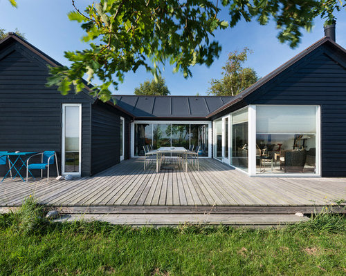 Best Scandinavian Exterior Home Design Ideas & Remodel Pictures | Houzz