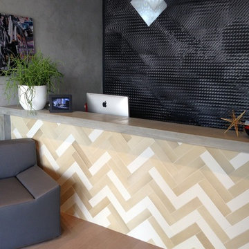 Reception desk