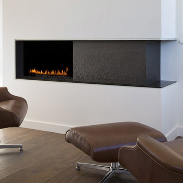 Sitting Room with Fireplace