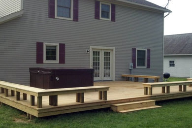 Deck photo in Cleveland