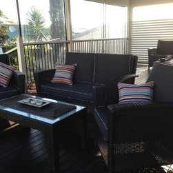 Custom made outdoor cushions - Throws