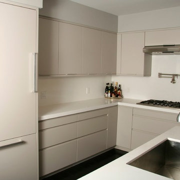Modern Marina Kitchen
