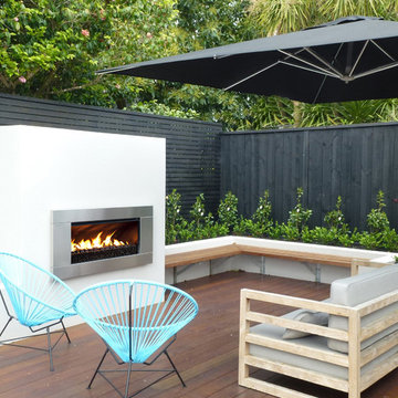 Outdoor Courtyard with Escea flames