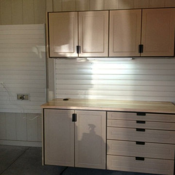 Absolute Garage - Wall Storage