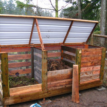 COMPOST BINS