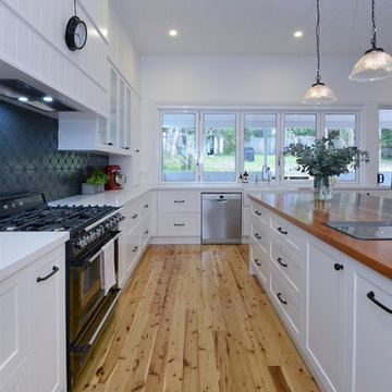 Open Plan | Kitchen, Dining + Living