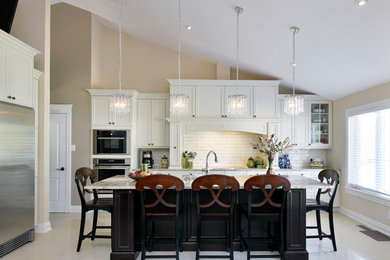 Elegant kitchen photo in Ottawa