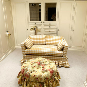 Fond Dr Walk In Closet