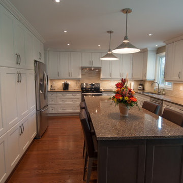 Millcroft Transitional Kitchen