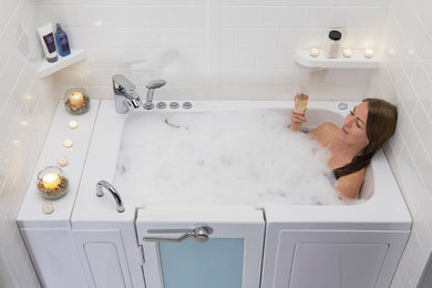Ella Arcylic Outward Swing Massage Walk In Bathtub