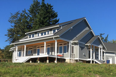 Home design - farmhouse home design idea in Seattle