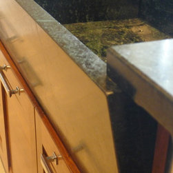 Walnut horizontal grain kitchen - Kitchen Sinks