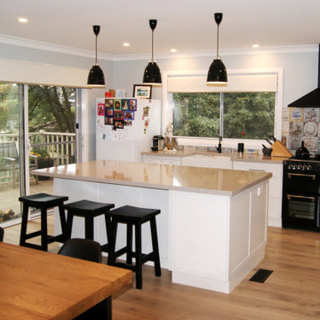 Open plan - kitchen