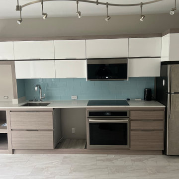 Kitchen Remodeling Done in a Two-Tone Color