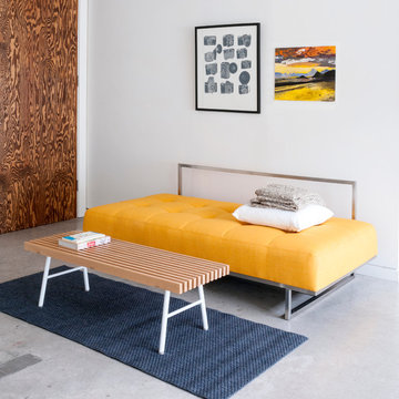 James Lounge