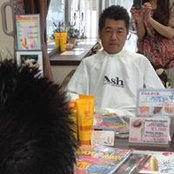 Hideki Kamiya's photo