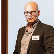 Pontus Lindholm's photo